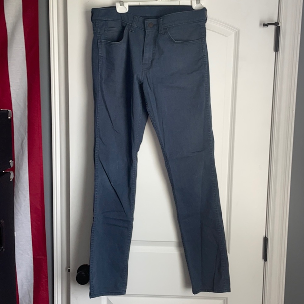 Blue Levi skinny jeans